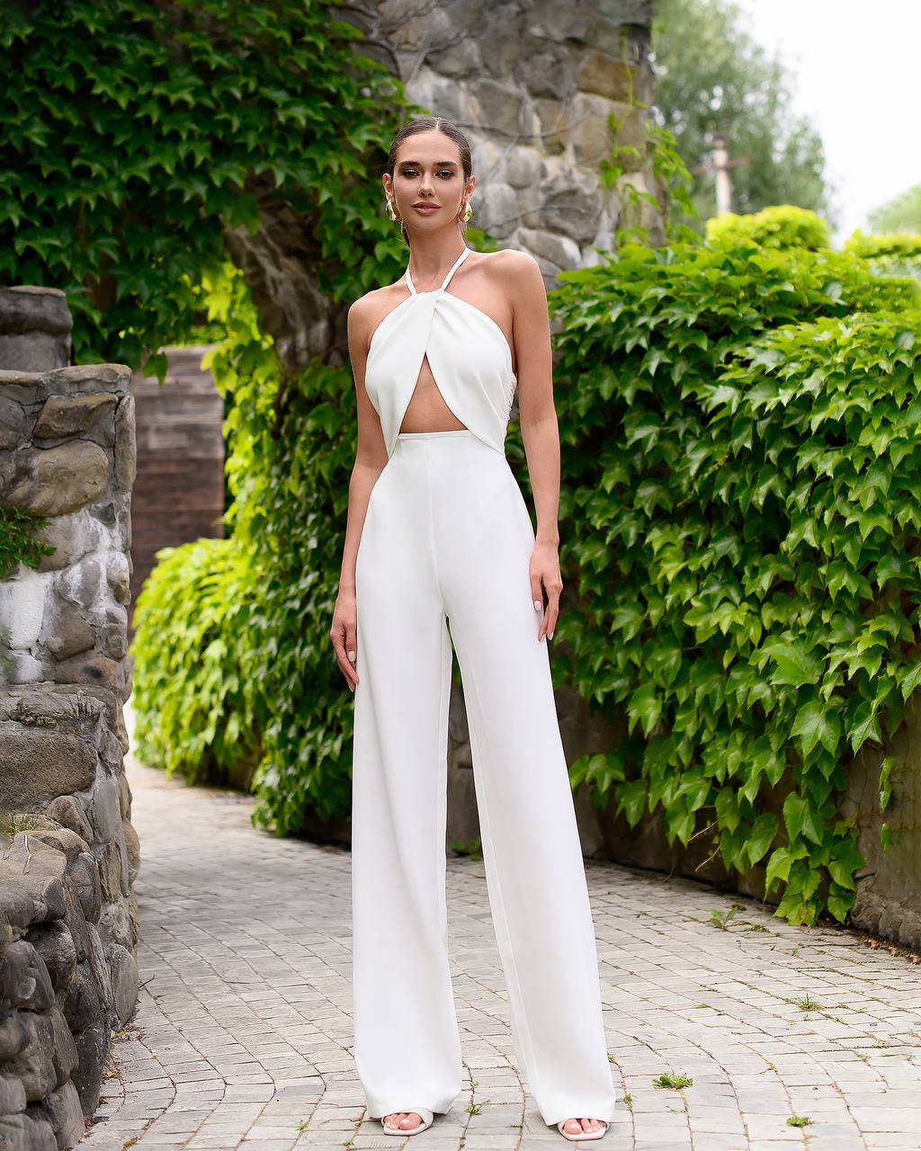 Tracksuit | White suit
